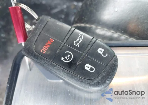 2014 Chrysler 300 300S из США, поврежденный, VIN 2C3CCAGG4EH384420